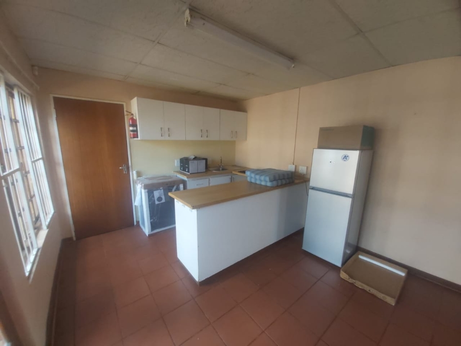 13 Bedroom Property for Sale in Universitas Free State